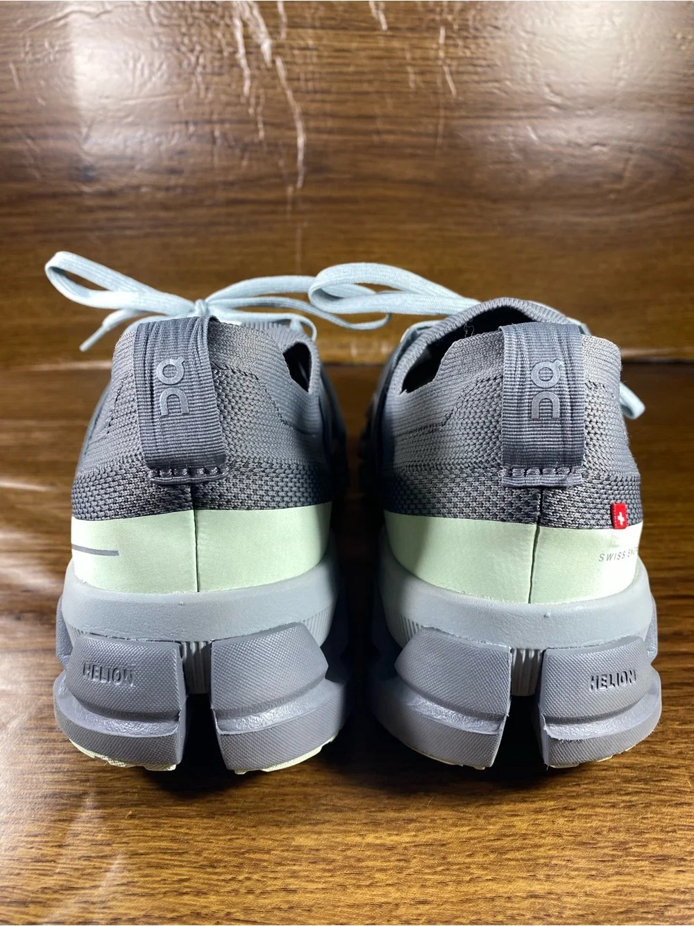 On Cloudswift women’s shoe size 7.5